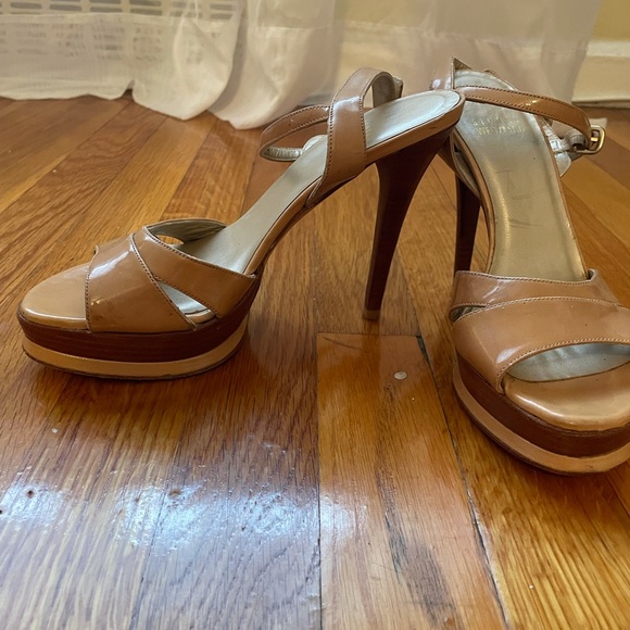 Stuart Weitzman Leather Slingback Sandals - Picture 3 of 6